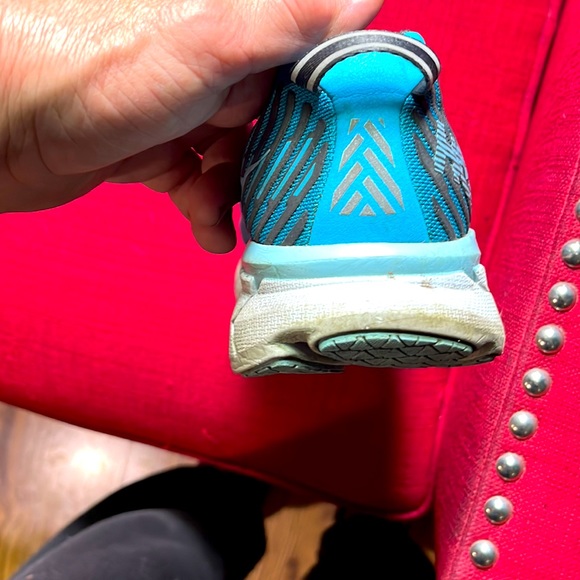 Hoka One One Clifton 5, Size 8 - Picture 5 of 6